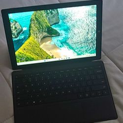 Microsoft Surface Pro 7  Windows 11 CRACKED GLASS CORNER BUT  Working  Fine Charger INCLUDED      