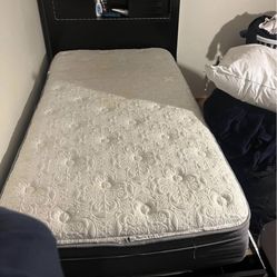 Twin bed With Storage And Mattress