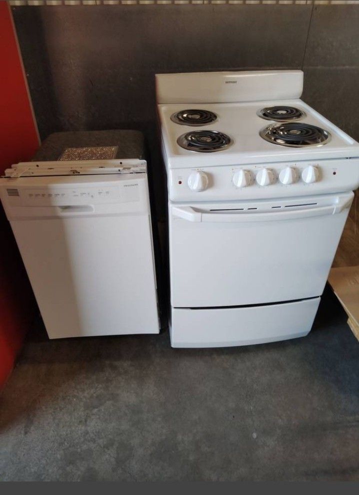 STUDIO SIZE KITCHEN APPLIANCE SET