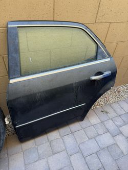 Chrysler 300 Rear Door
