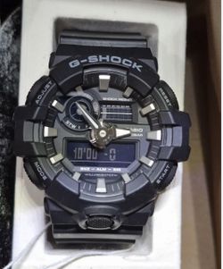 Casio G Shock 5522 - GA 700 ,
