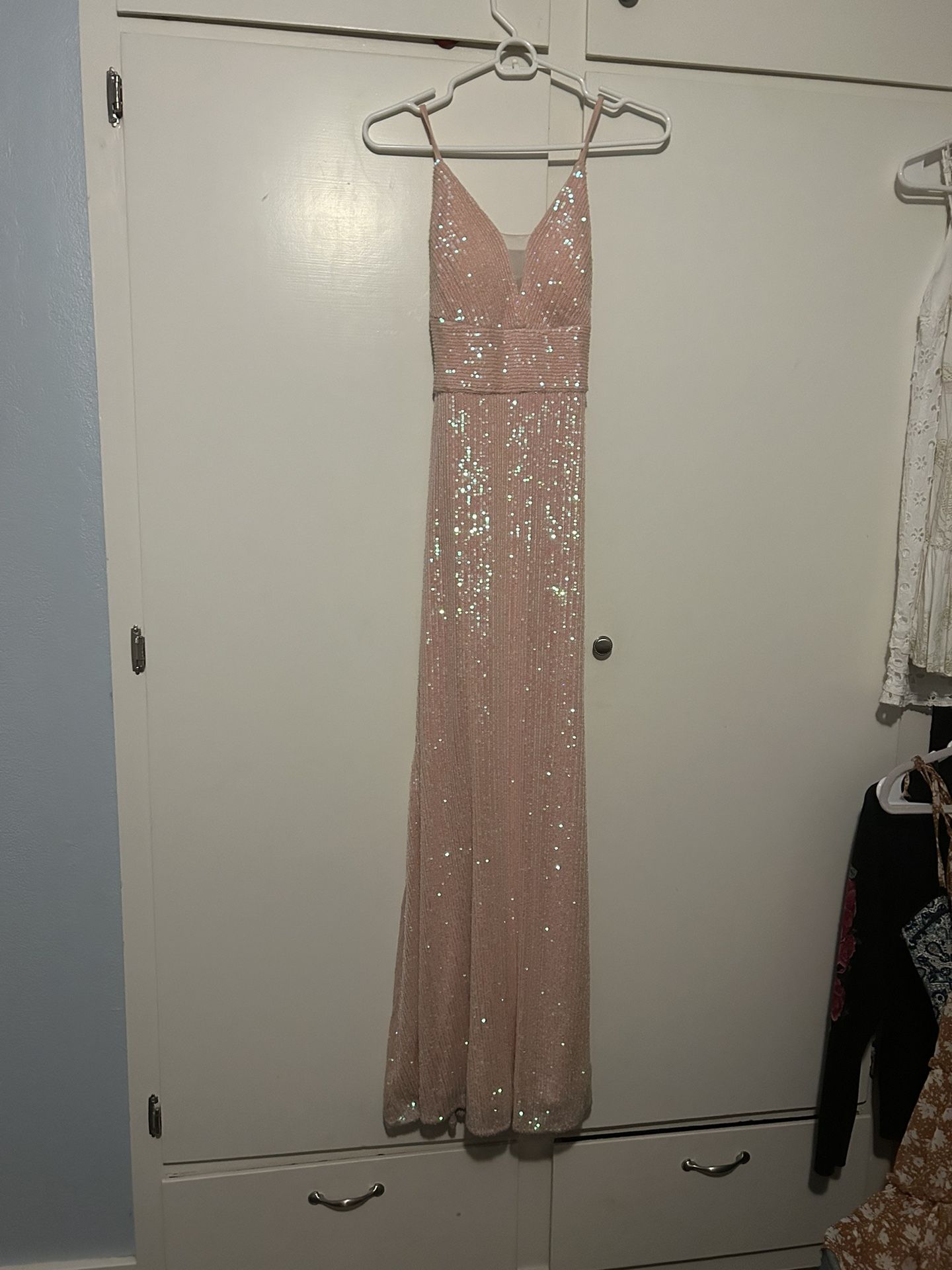 Prom dress long- pink sequin