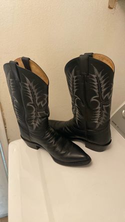 TONY LAMA BOOTS