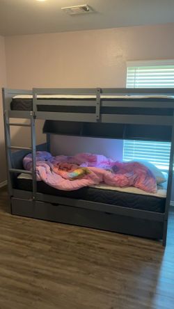 Bunk b f day with book self , best offer