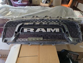 RAM REBEL INNER FRONT GRILLE