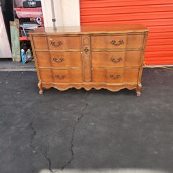 6 Drawer Dresser