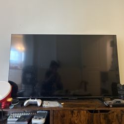 TV Samsung Au8000