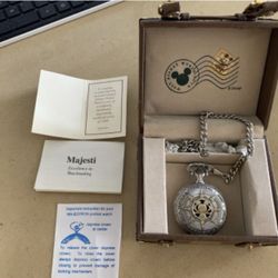 Brand DISNEY MICKEY MOUSE TWOTONE LIMITED EDITION WORLD TOUR POCKET WATCH Brand New!!