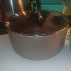 Stock Pot with Lid
