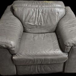 Natuzzi Leather Power Recliner 100% Italian Leather