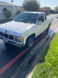 1995 Nissan Pickup