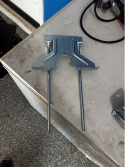 Metal router edge, guide