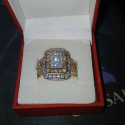 14k White Diamonds 6 Face Ring 