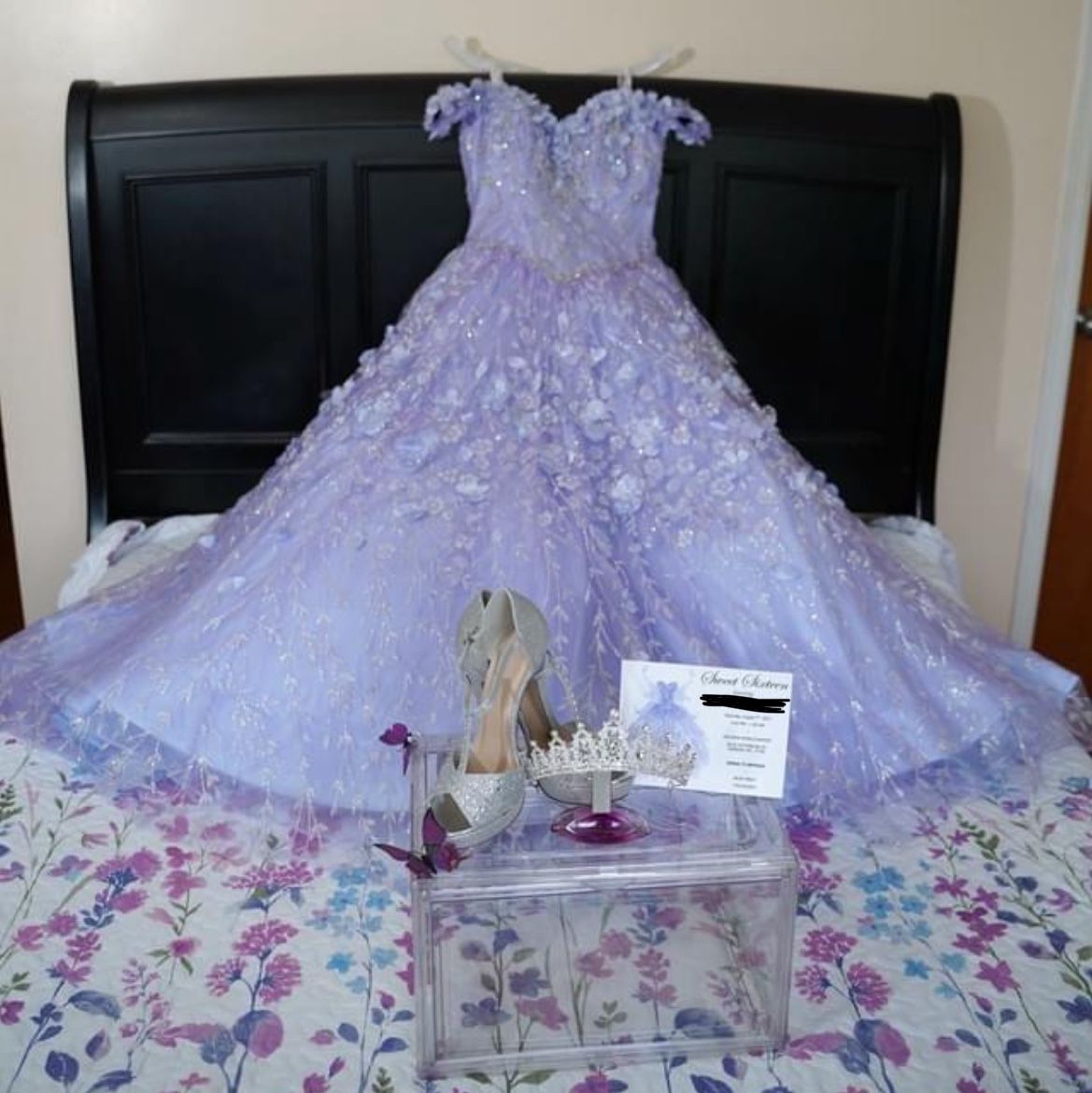 Beautiful Purple Flowers Sweet 16 Dress With Led Lights