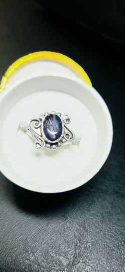 .925 mexican silver ring purple stone size 8"