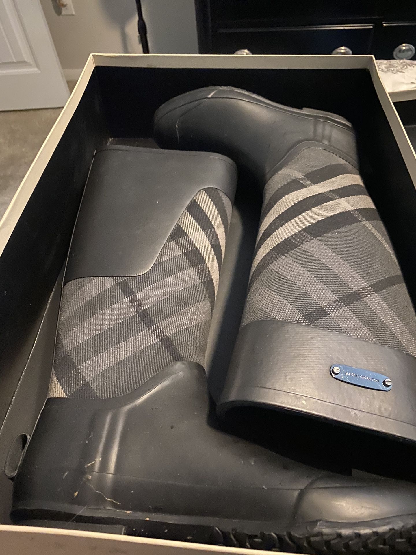 Burberry Rain Boots Size 37 (6.5-7US)