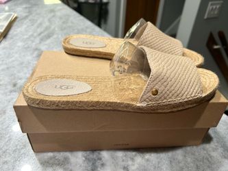 UGG