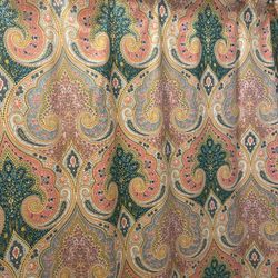 PAISLEY SHOWER CURTAIN