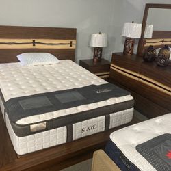 Stunning Bedroom Set! Last One! $1,899! Easy Financing! 🩶🩶🚨 