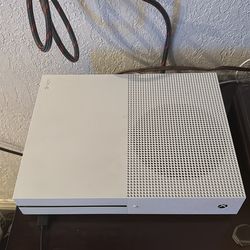 Xbox One S 1TB w/ Controller