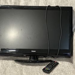 Haier 24" LED LCD TV 120V ~ 60Hz 50W  W/ Remote
