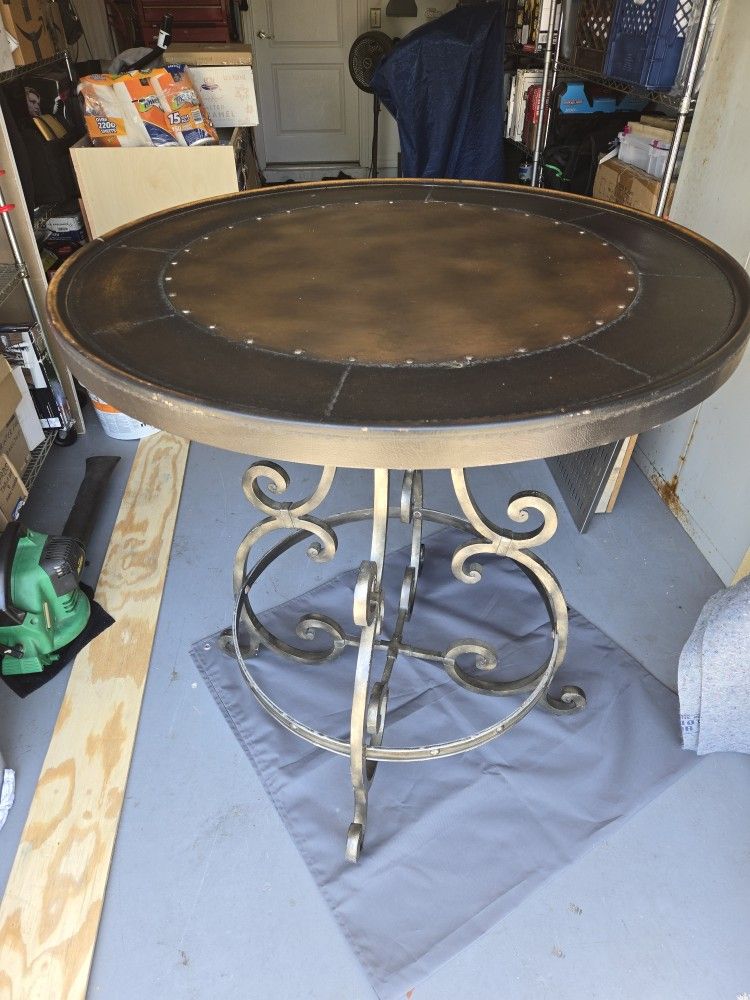 Hi Top Table and Chairs