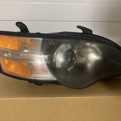 2005 Subaru Outback OEM Headlights