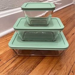 Martha Stewart Everyday Glass Dishes with Storage Lids Set