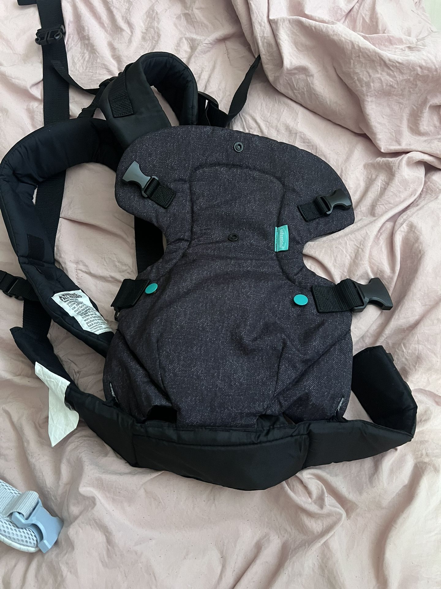 Infantino Flip 4-in-1 Convertible Baby Carrier in black