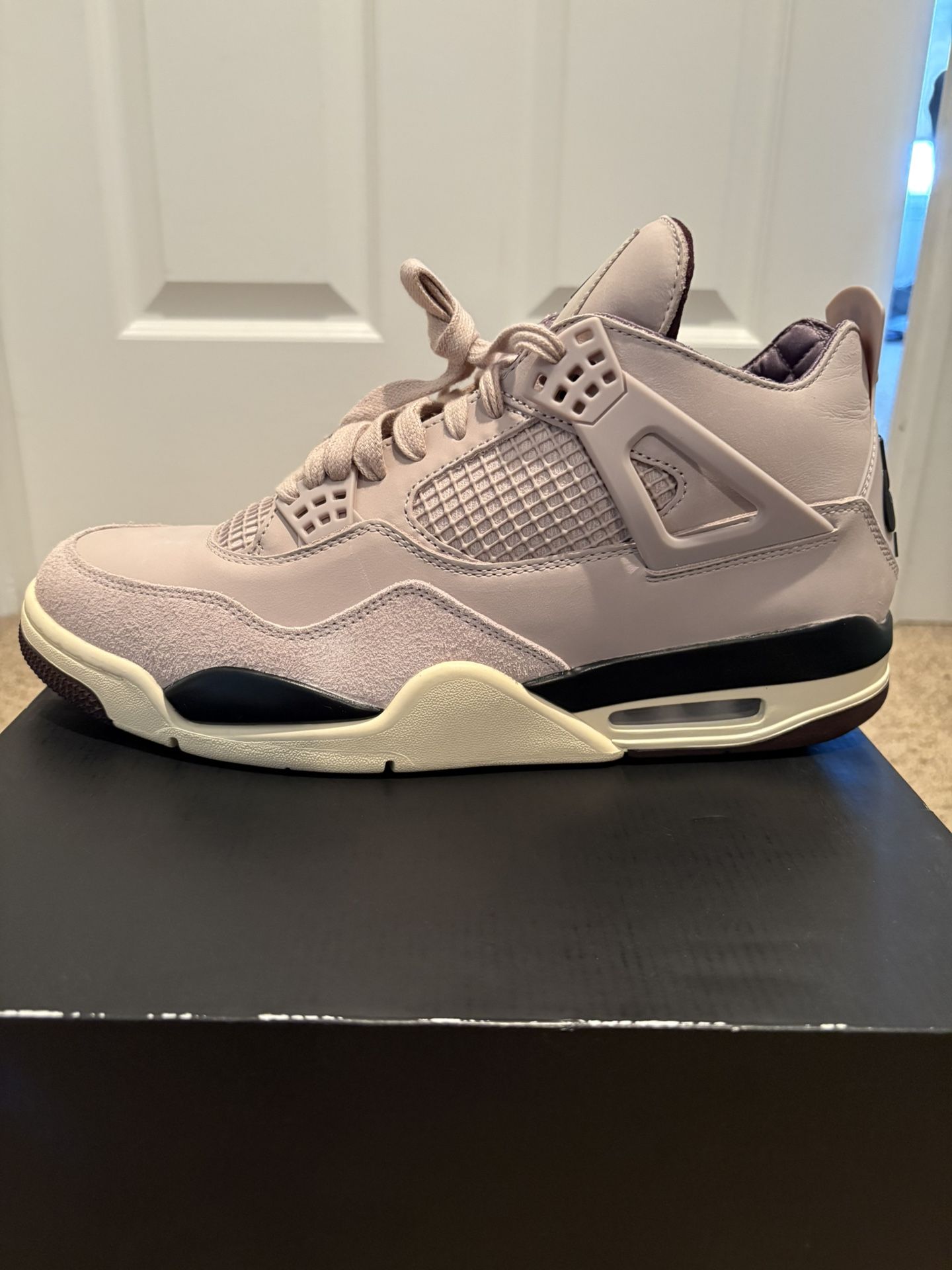 Jordan 4 x A Ma Maniere ‘While You Were Sleeping’