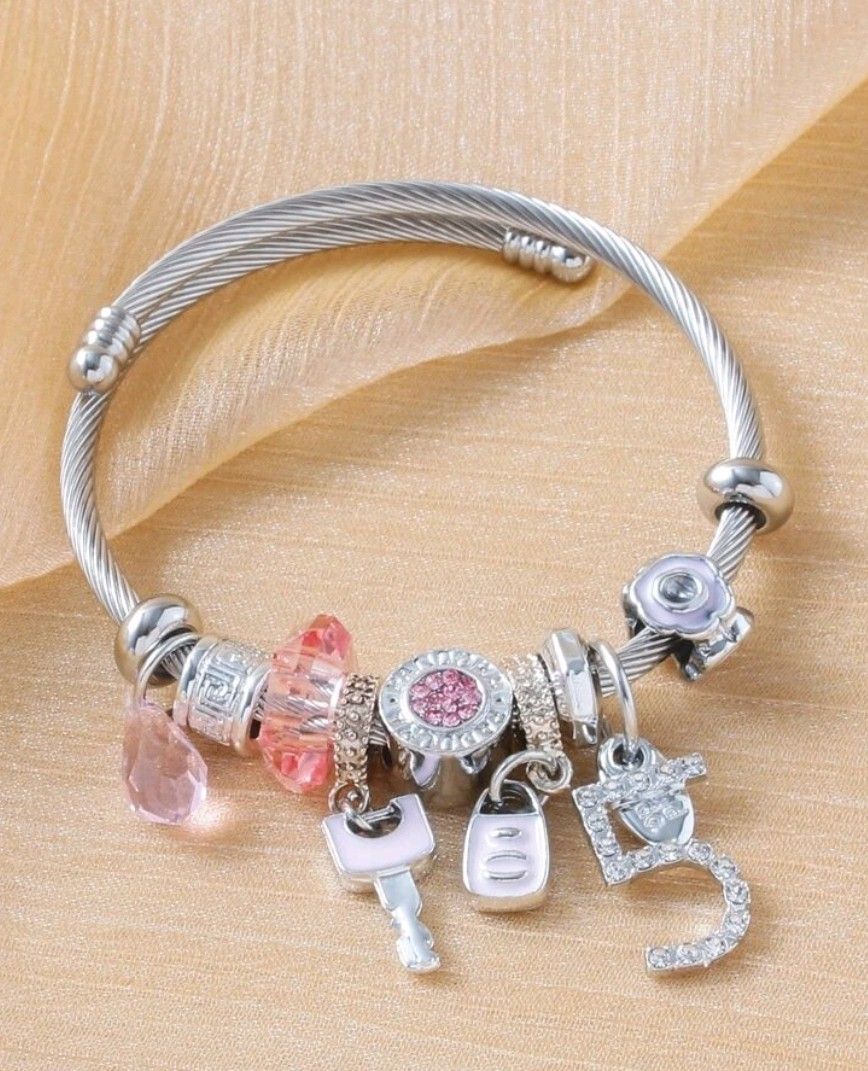 CHARM BRACELET