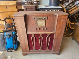 Vintage 1946 Stromberg-Carlson Model 1121 Radio Console - Restoration Project