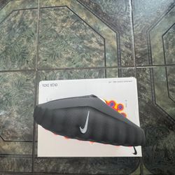 Women’s Nike Mind Slides 001