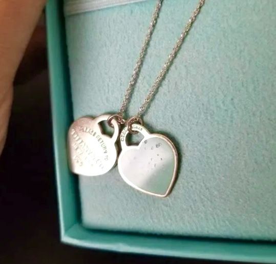 New Silver Tiffany And Company Necklace With Pouch