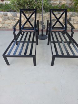Brown Jordan modern chaise Lounges chairs aluminum 5 positions 2 per set
