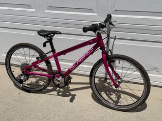 Islabikes Beinn 20 Small Kid's Child's Bike with Shimano Deore 7 Spd Grip Shift Drivetrain