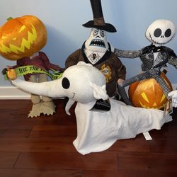 Set Of 4 Halloween Greeters- Disney Nightmare Before Christmas Characters 