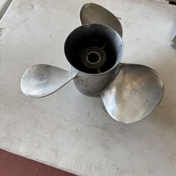 Boat Propeller Great Conditions 