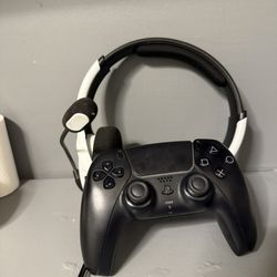 PS5 Controller And PS5 headset