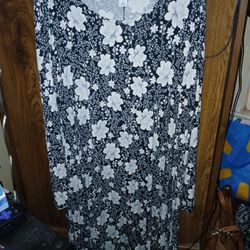 Old Navy Women's Black/White Dress~Size XXL