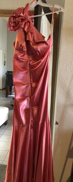 One shoulder party dress