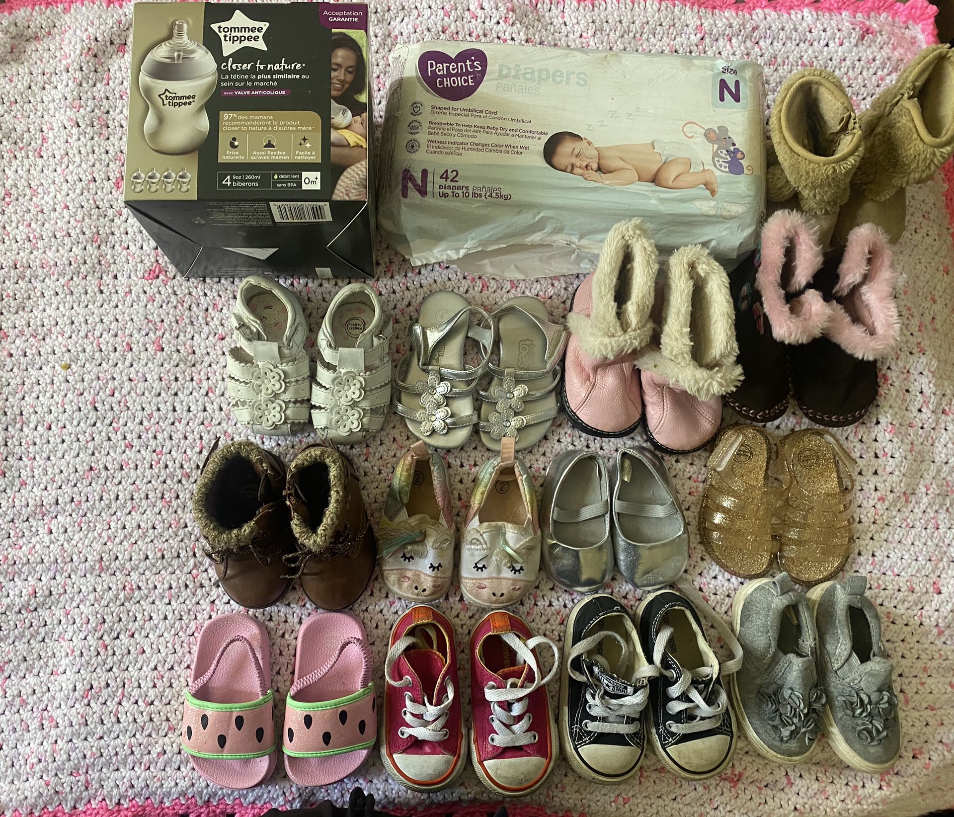 Baby girl shoes lot .