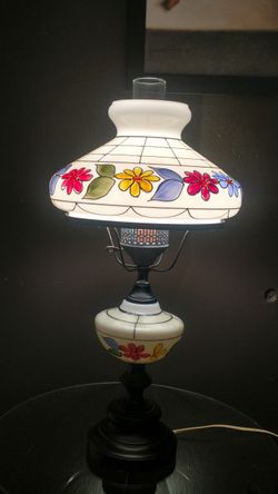 Vintage Hand Painted Art Glass Lamp