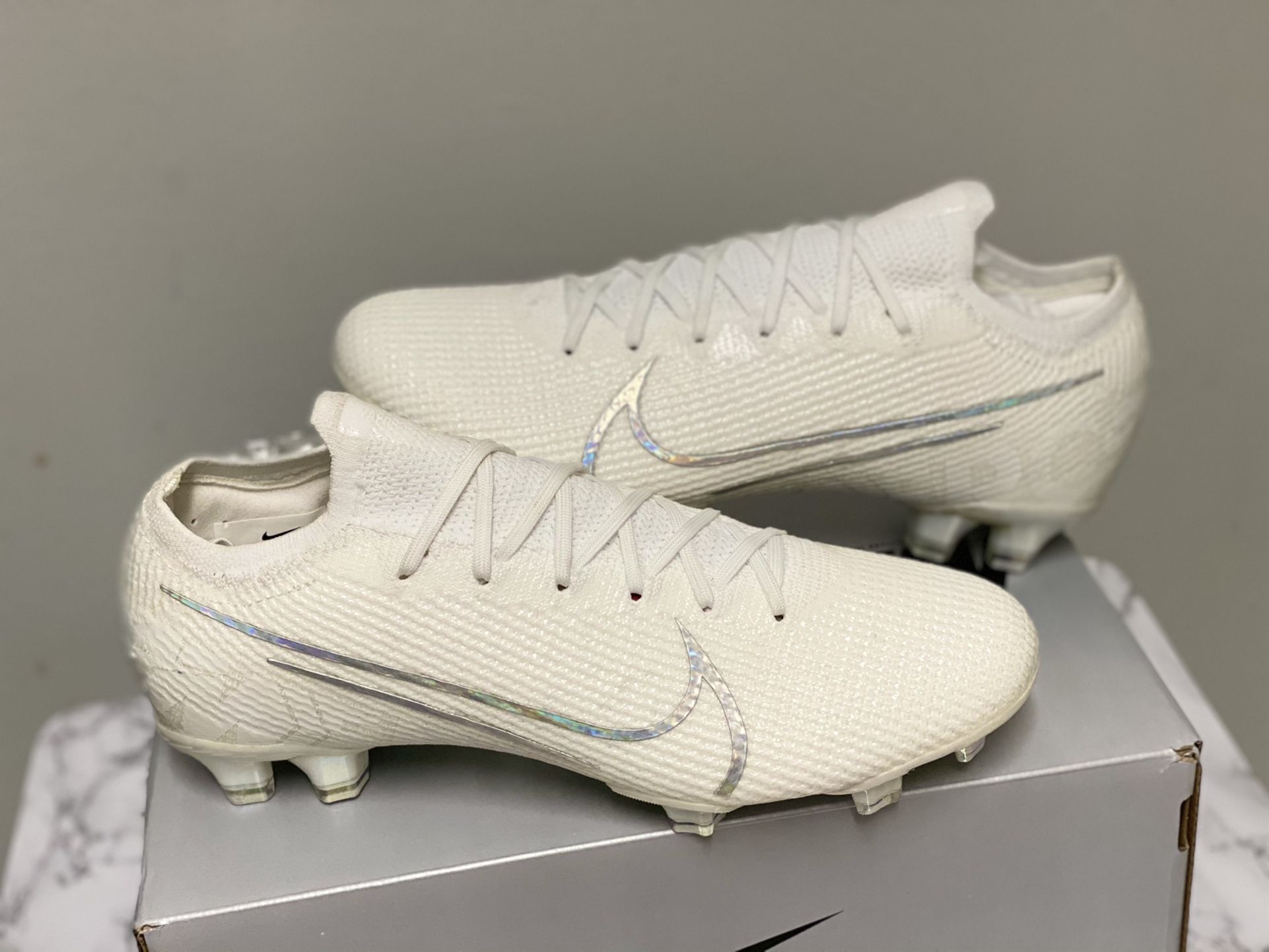 Soccer Cleats Nike Mercurial Vapor 13 FG Elite Nuovo White Soccer Cleats Size US 7.5 EUO 40.5 -25.5cm