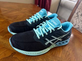 ASICS FuzeX Sneakers