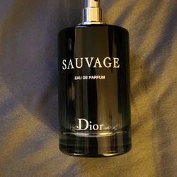 Dior Sauvage EAU DE PARFUM