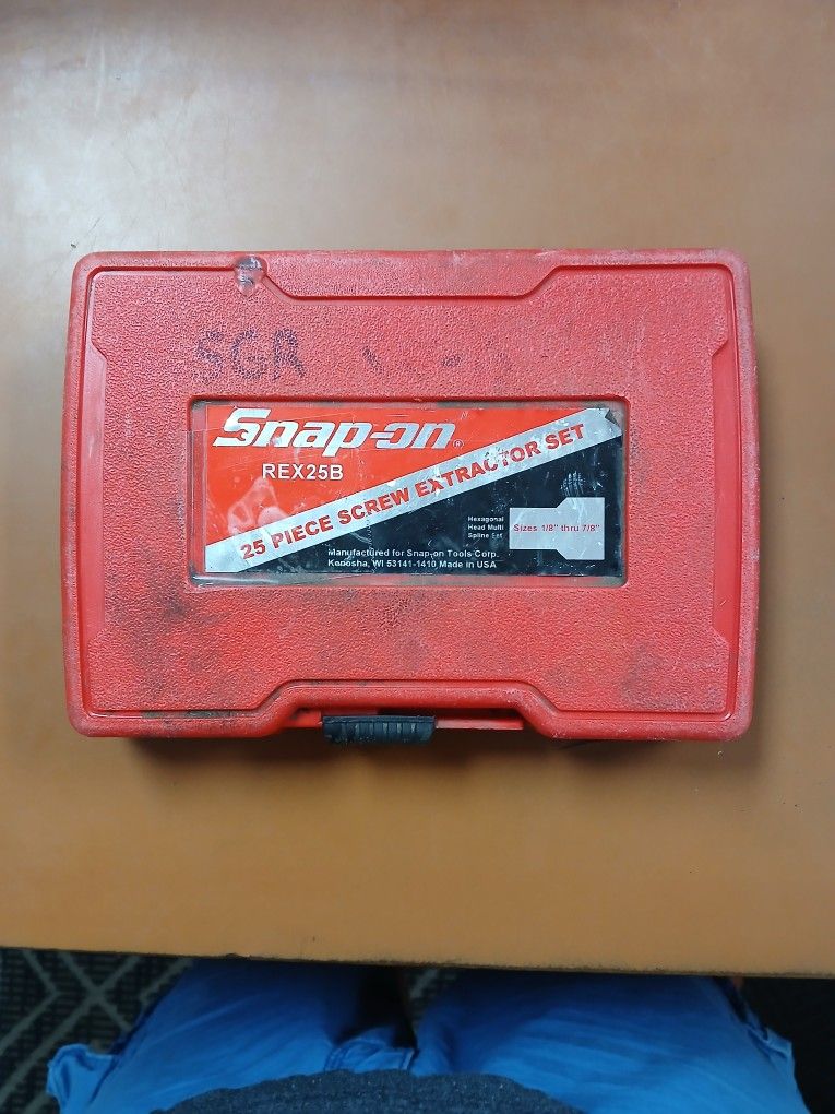 Snap-on 25 Piece Screw Extractor Set