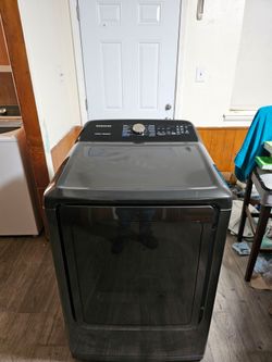 BLACK STAINLESS STEEL SAMSUNG ELECTRIC DRYER XL CAPACITY 7.4 CU DELIVERY AVAILABLE FOR EXTRA FEE
