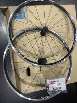 Shimano Bicycle Wheel Set, Front And Back 
