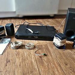 Panasonic SA-PT480 HD DVD 1080p, 5.1Ch 1000w Home Theater Sound System